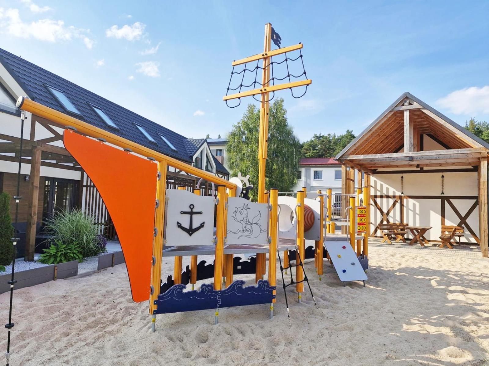 Patyki Kamyki Apartment Ustka Luaran gambar